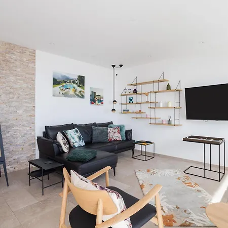 Dream Vacation In A Beautiful Vila Cerbère