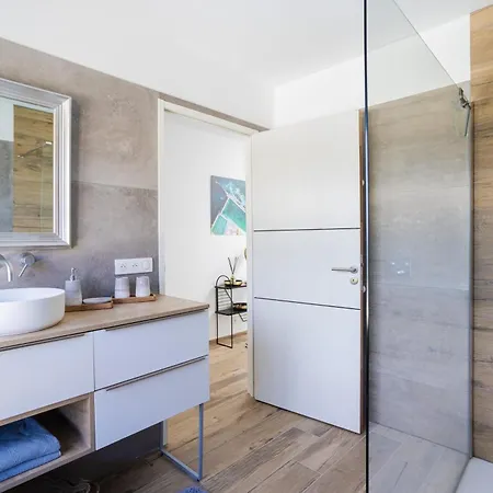 Dream Vacation In A Beautiful Cerbère
